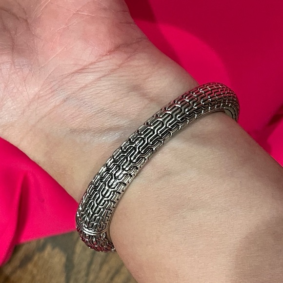 Gorgeous silver plated and amethyst bangle bracelet - Picture 3 of 5